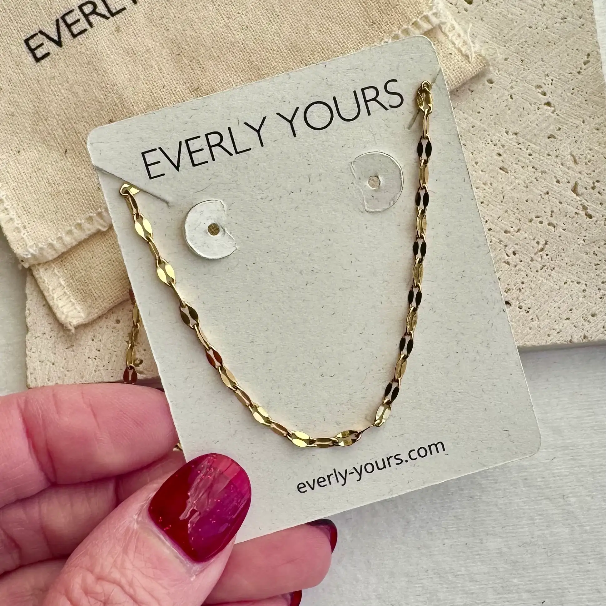 Everly Yours - Wholesale Link & Chain Necklace - 14K Gold Sequin Necklace2