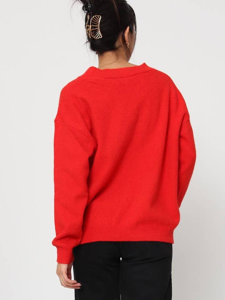 DIX-ONZE - Wholesale Knit Sweater - Women's - V-Neck Sweater – Soft Knit & Comfortable Fit5