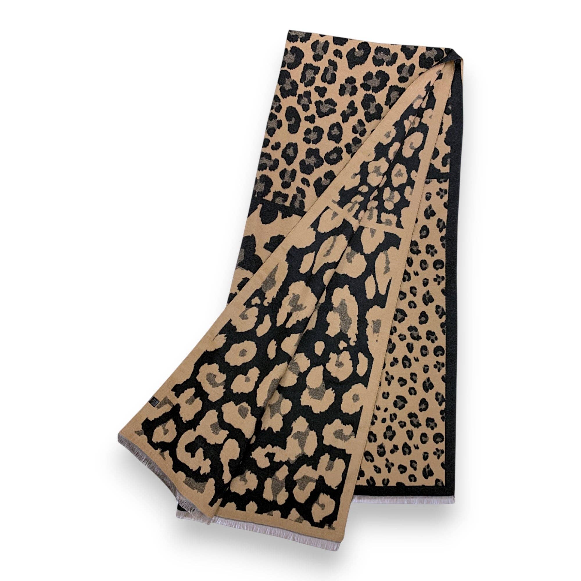 Lili Scarves (US Duty Free) – wholesale Scarf – Women's – Leopard Print Cashmere Blend Winter Scarf3