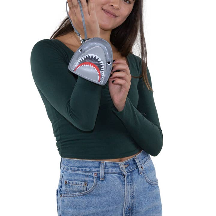 COMECO INC - Wholesale Wallet - Women's - Scary Shark Wristlet with Chained Bloody Hand in Vinyl Material4