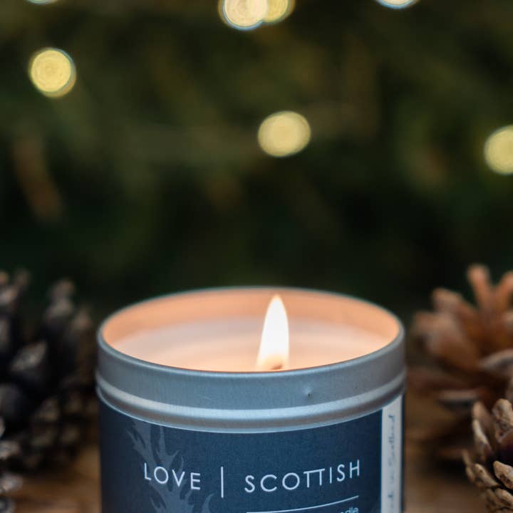 Love Scottish - Wholesale Travel Candles - Winter Cranberry Soy Wax Scented Candle Tin1