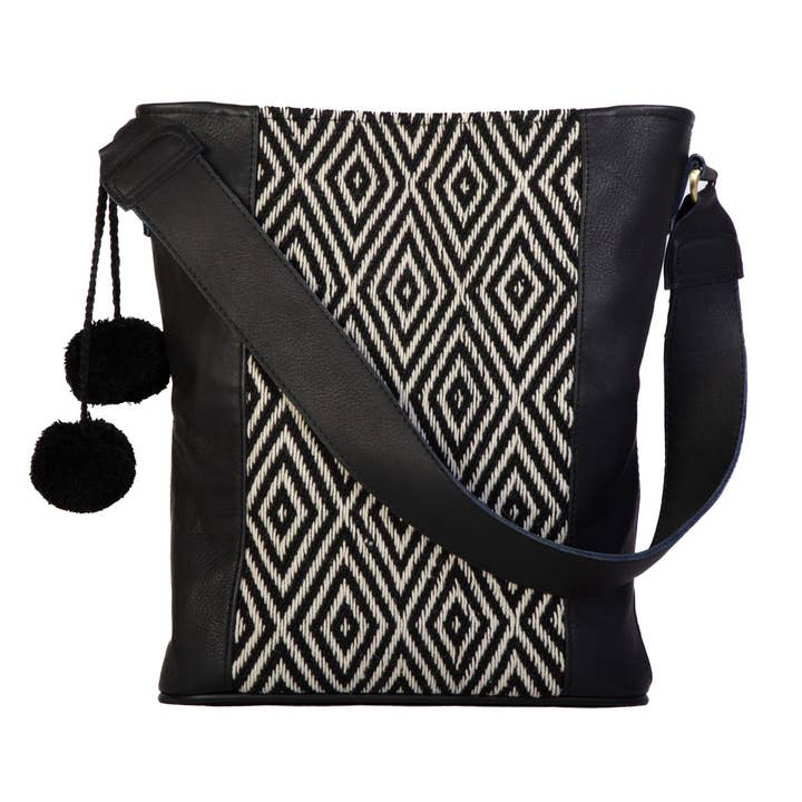 Awamaki - Wholesale Shoulder Bag - Women's - Woven Shoulder Bag10