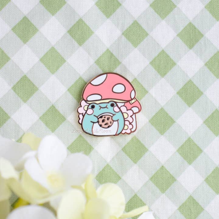 LoveAprilMoon - Wholesale Lapel Pin/Button - Frog Cookie Jar Pin