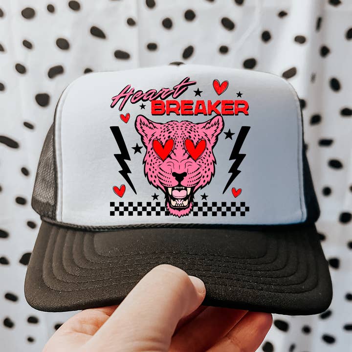 Heart Breaker Truckerhoed voor Valentijnsdag voor wholesale door ZZ Threadz