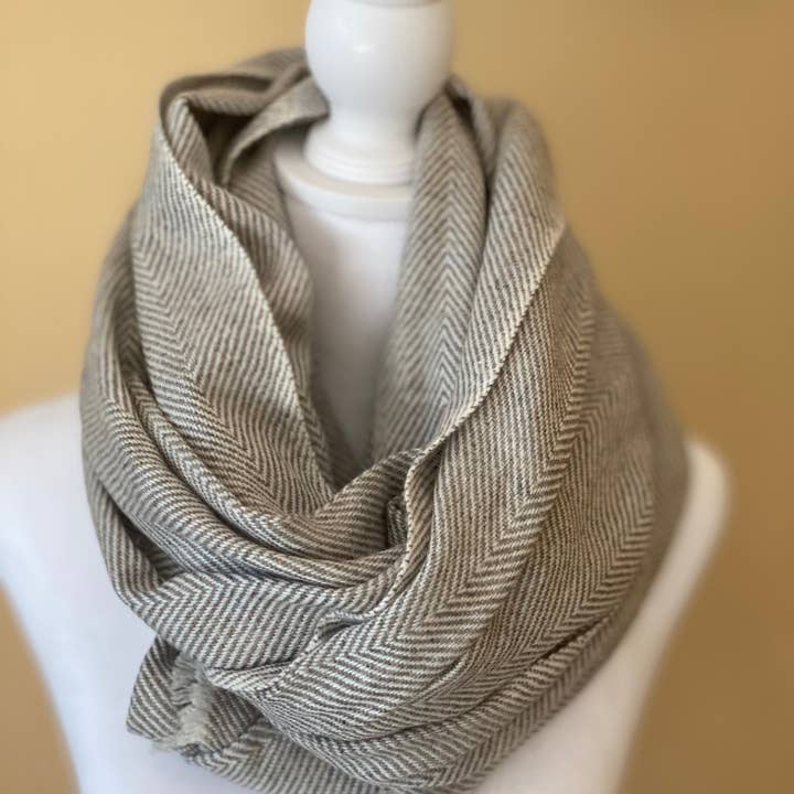 Mantón/estola/bufanda de cachemir hecho a mano, color natural, Super So para venta al por mayor de Sunny Dzyns