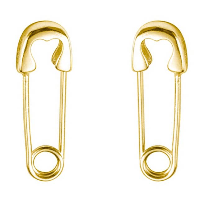 Petites boucles d'oreilles en forme de cœur pour la vente par KIKICHIC