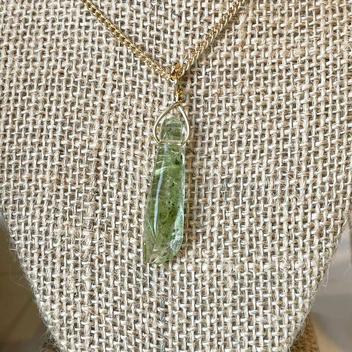 Luke’s Green Kyber Crystal Small Pendant Necklace Star Wars Gift for wholesale by BlueButterflyBazaar