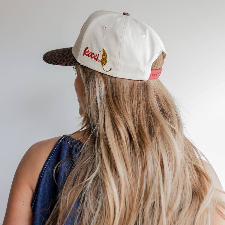 KAXI - Wholesale Trucker Hat - Women's - CHEETAH BOW TRUCKER HAT