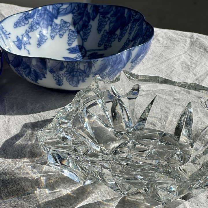 Office Objets - Wholesale Ashtray - Large square ashtray with large diamond points1