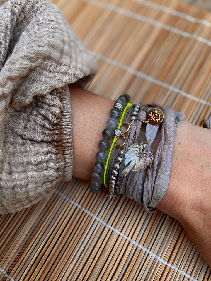 Coco Beach Bracelet for wholesale by Sun of Lo