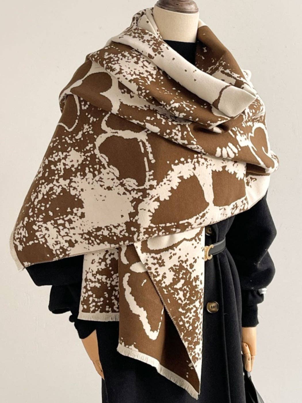 Funkyrel® Atzbranding Limited – wholesale Scarf – Women's – Scarvii - Butterfly Print Scarf & Shawl7