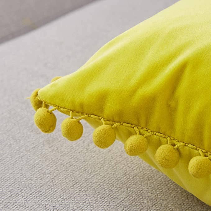 Moderny - Wholesale Throw Pillow Cover - Velvet Pom Pom Cushion Covers9