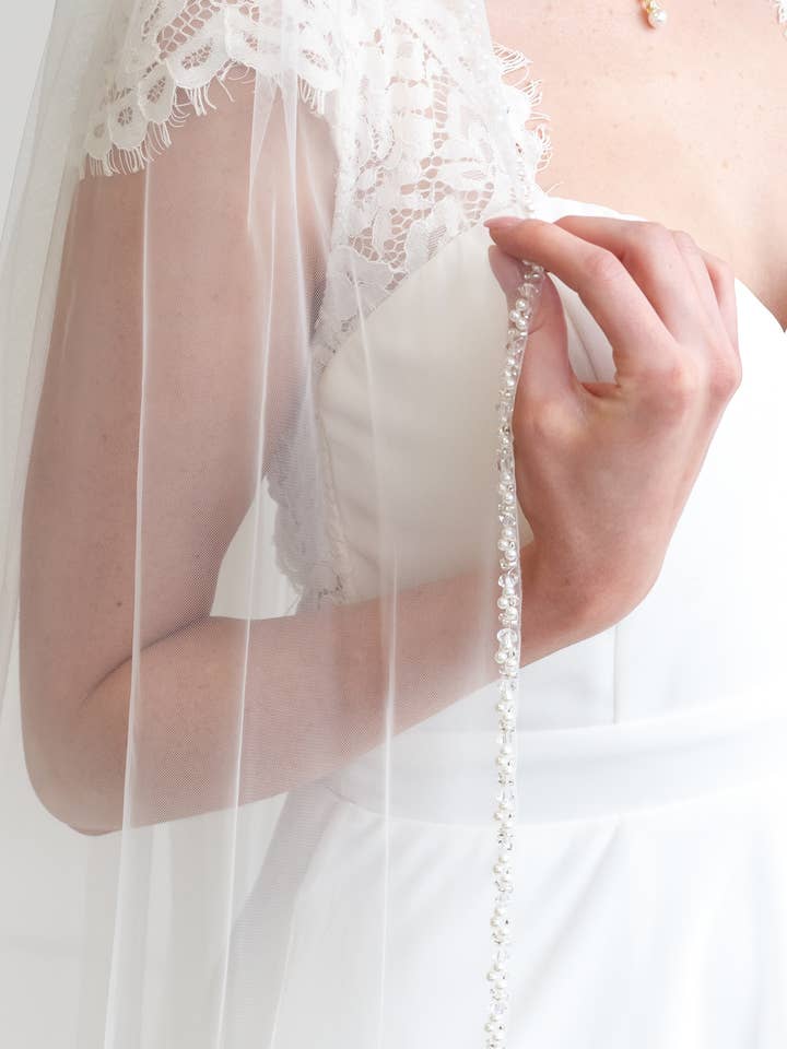 Pearl Beaded Edge Wedding Veil for wholesale by allureweddingjewelry