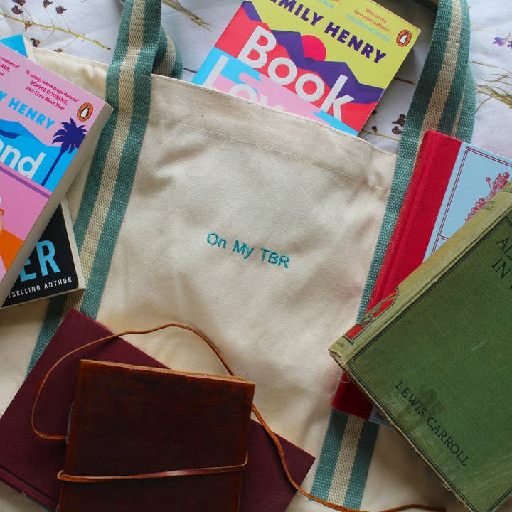 On My TBR Tote for wholesale by TheCliqueClothingCo