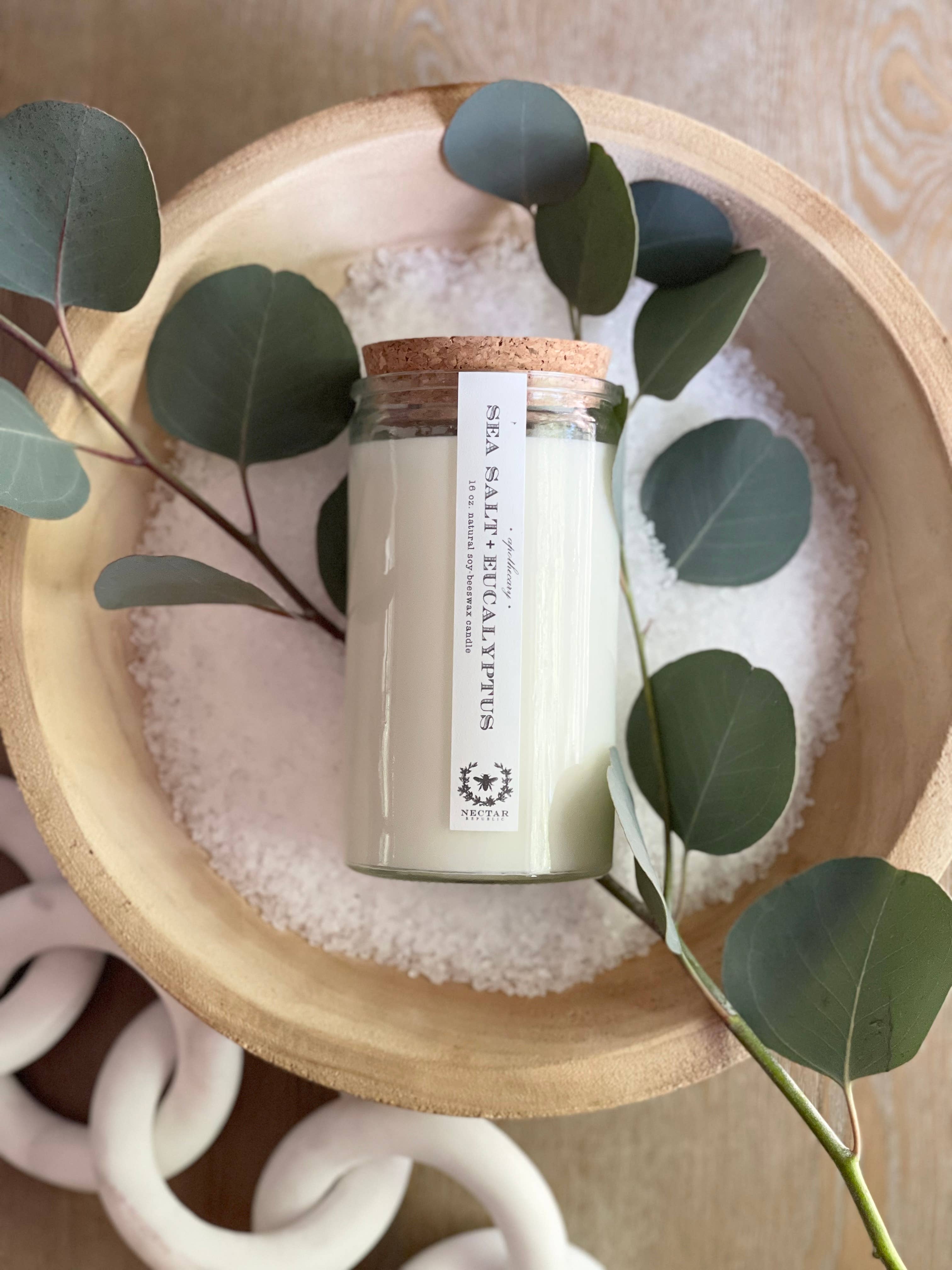 Nectar Republic – Großhandel Kerze im Glas / gefüllte Kerze – Sea Salt + Eucalyptus Apothekerkerze (Stärkend)1