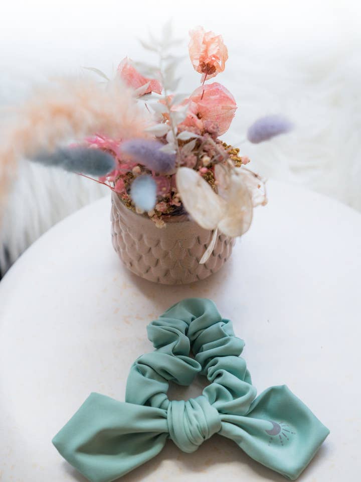 Bow Scrunchie - Mint for wholesale by BUESPARK