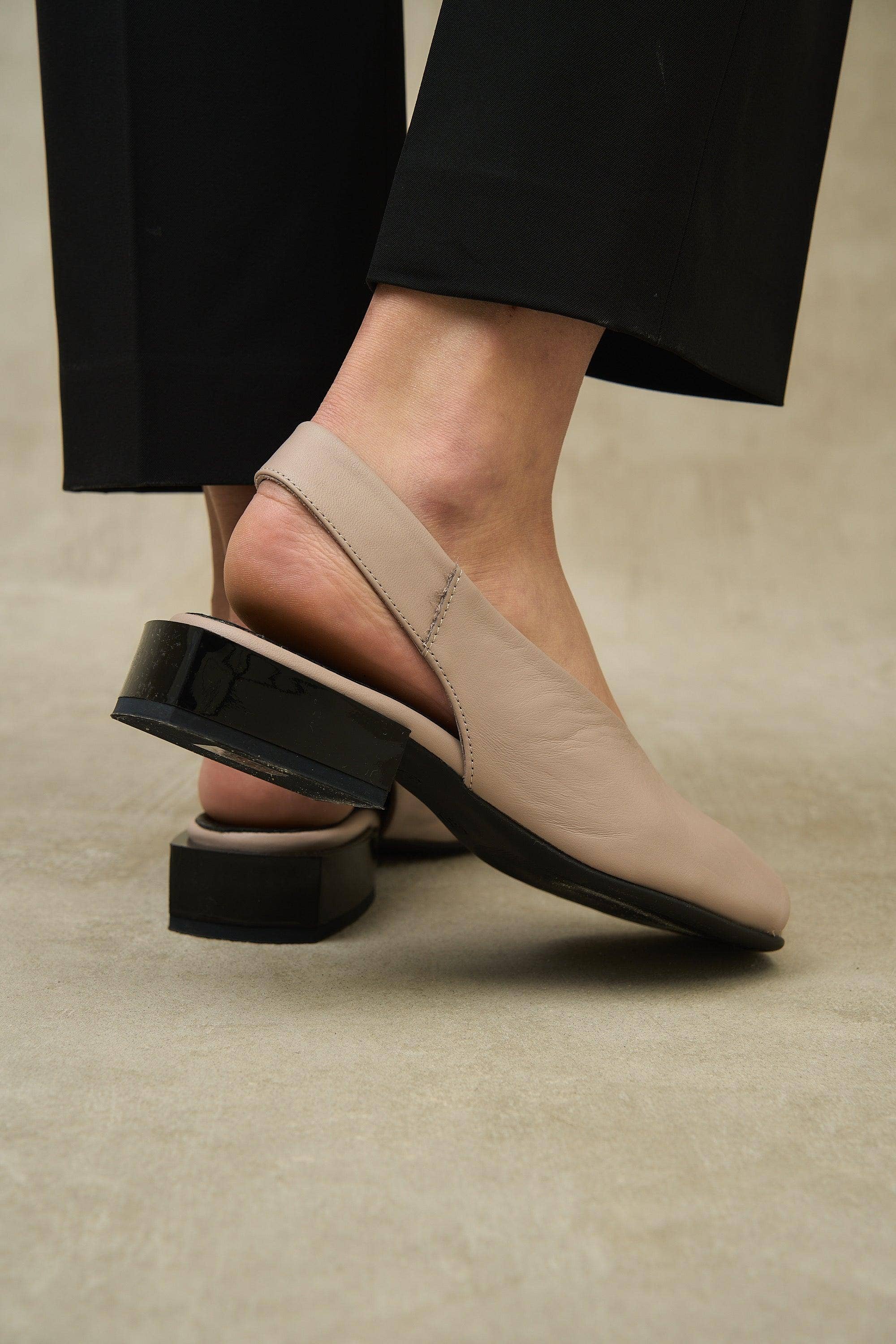 Black Gloss Block for wholesale on Faire16