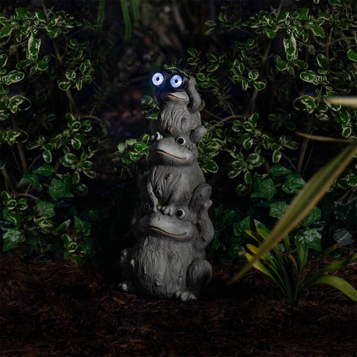 Alpine Corporation - Wholesale Outdoor Ornament/Decor - Alpine Corporation Solar Three Stack Frogs with LED Light