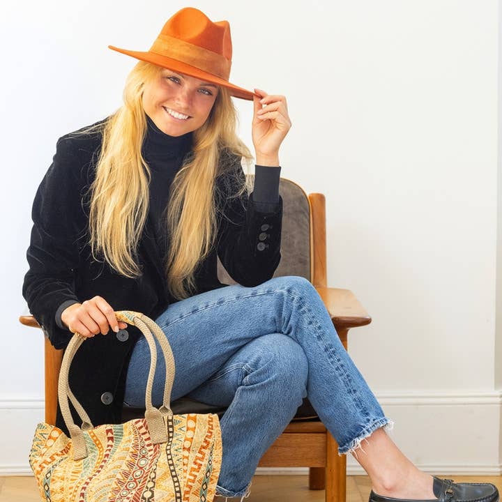 TRAVAUX EN COURS... - Wholesale Fedora - Unisex - WIDE BRIM HAT - leather braid61