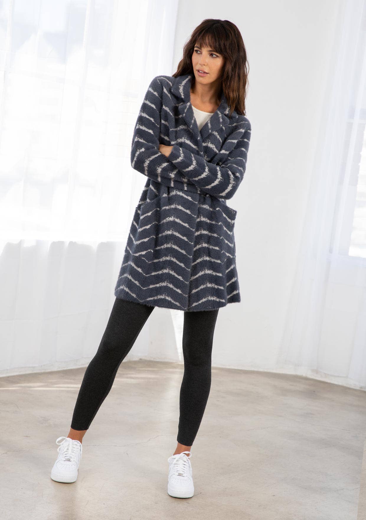 Lovestitch - Vente Cardigan – femme - Cardigan boutonné en jacquard à chevrons duveteux24