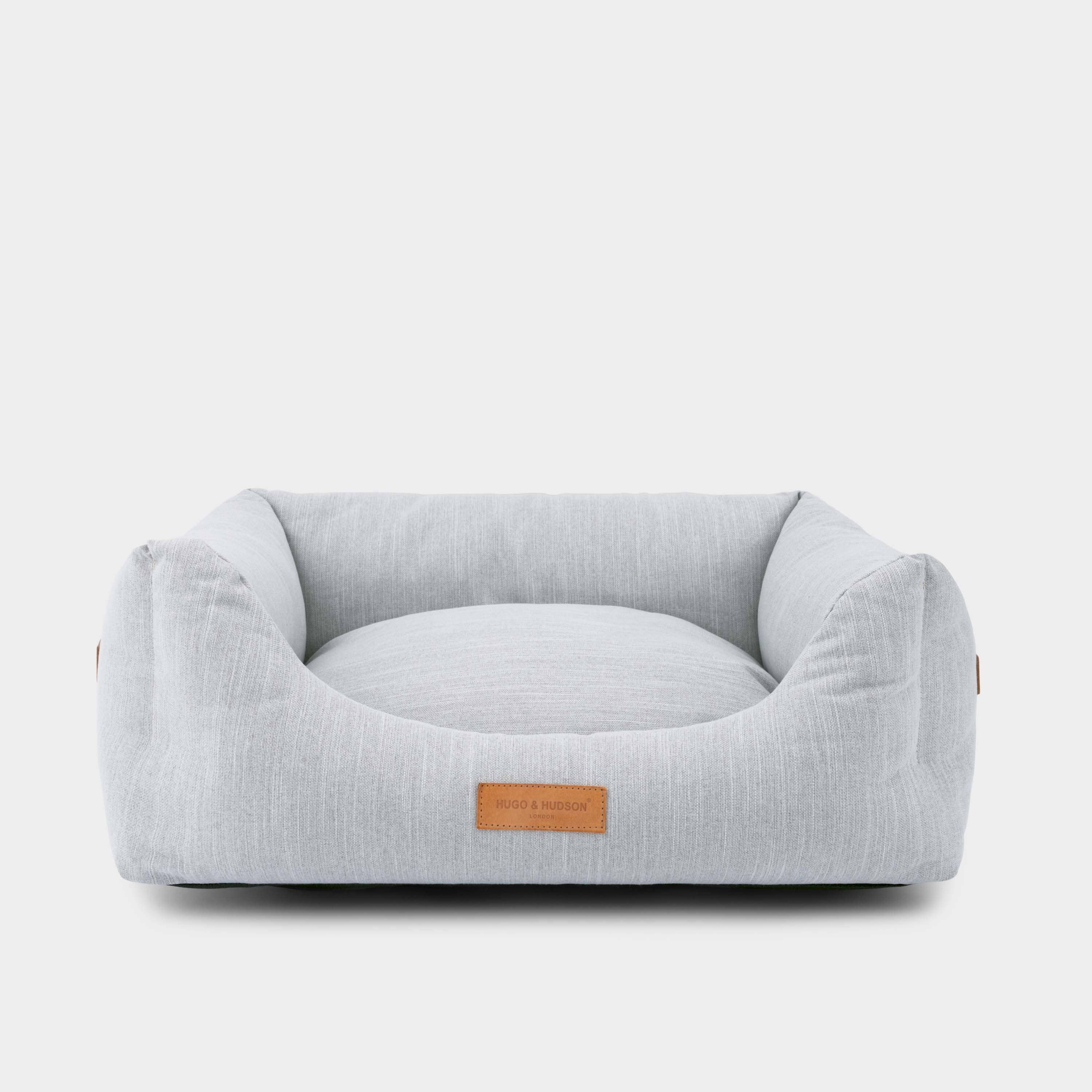 White Chewy Vuiton Bed, Dog Beds