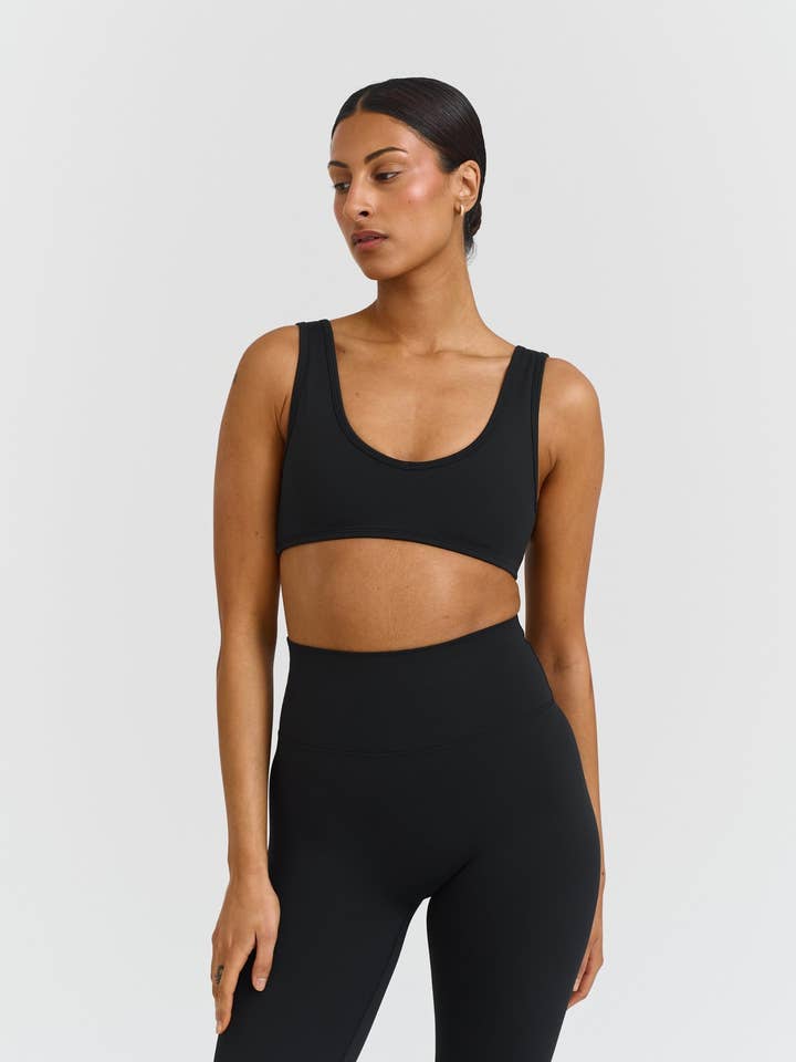 Reggiseno Softsculpt con scollo profondo a V - Nero per la vendita all'ingrosso da parte di Sisterly Tribe