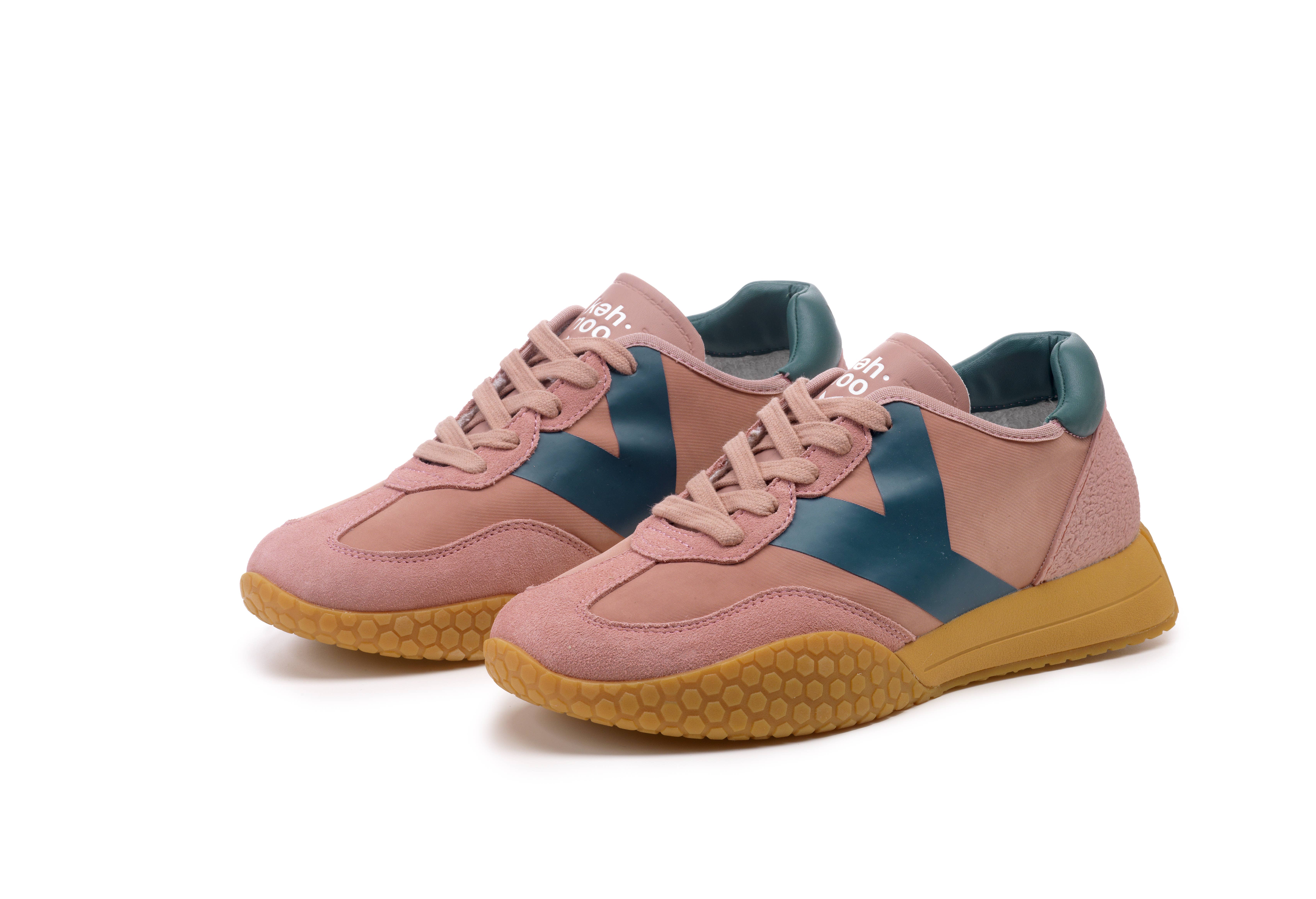 KEH-NOO - Wholesale Lifestyle Sneakers - Men's - Contemporary Vintage Italian Designed Sneakers - The Choco16