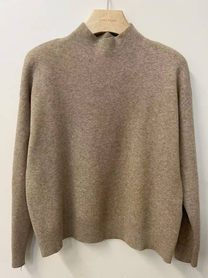 SUNNY STUDIO - Wholesale Knit Sweater - Women's - Women's high-neck pullover with long sleeves4