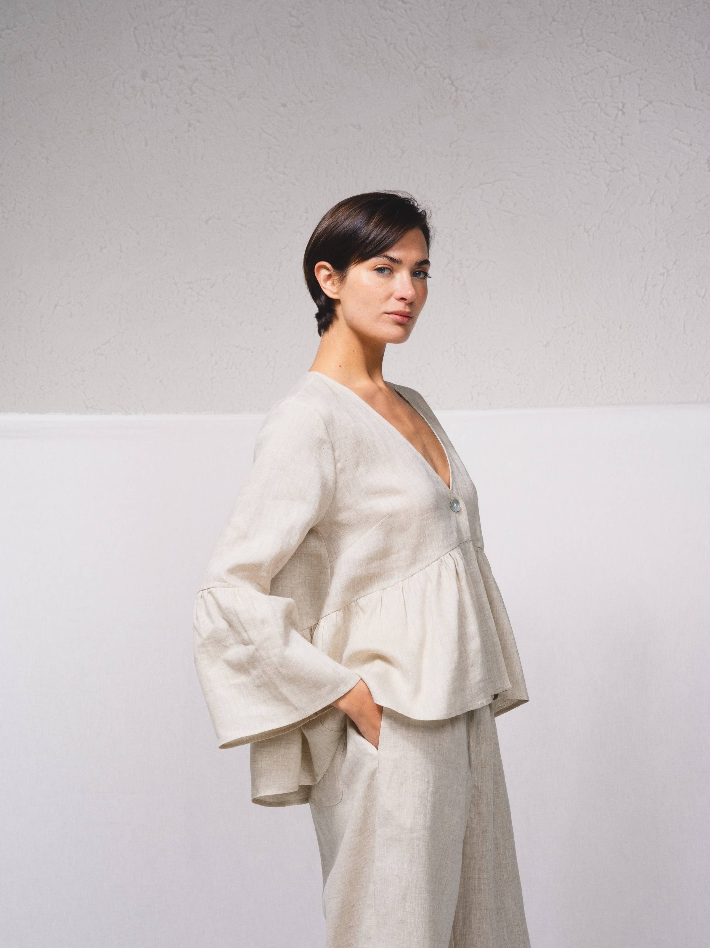 SMF - Wholesale Blouse - Women's - 259634 - Linen blouse with V-neck2