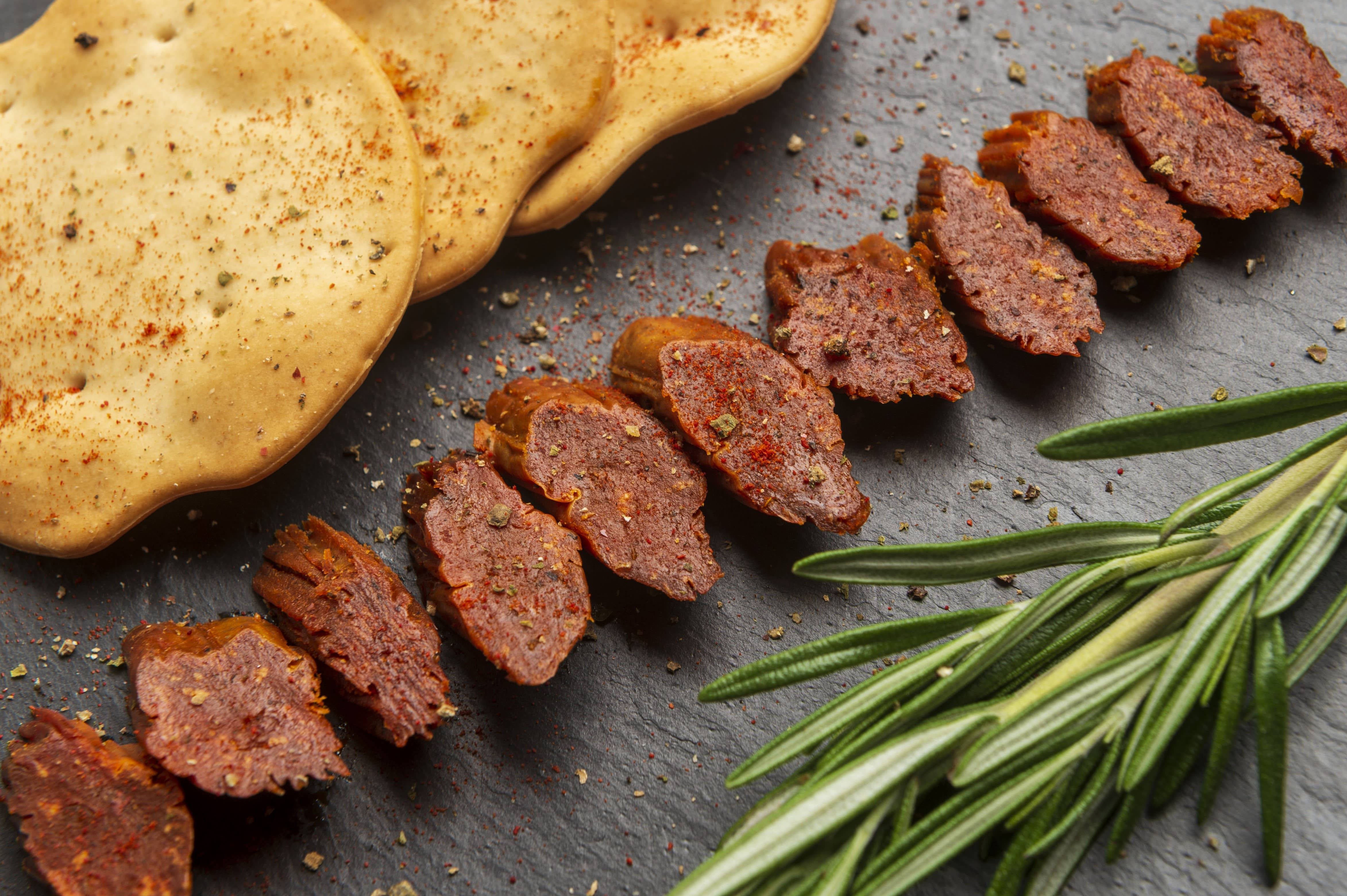 Calabizo - Vendita all'ingrosso Salsicce - Salsiccia di zucca, 100% vegetale piccante1