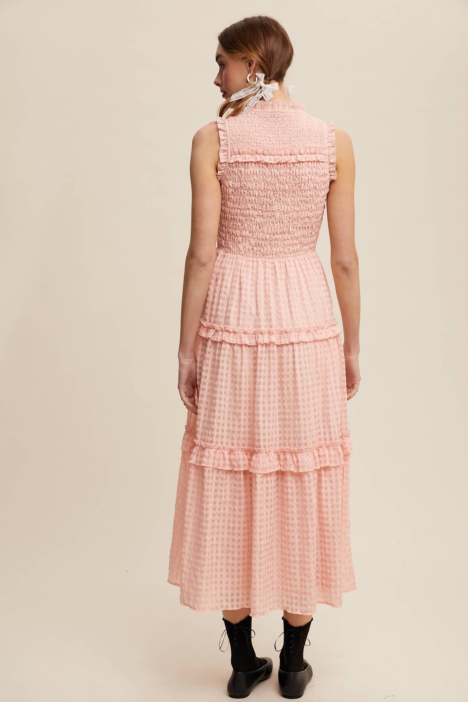Listicle – wholesale Dress – Women's – Sleeveless Gingham Maxi Dress with Ruffle Details12