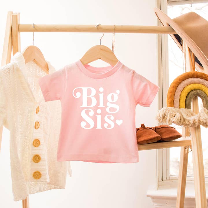 Verita Culture - Wholesale Screen Printed T-Shirt - Kids - Big sis Baby And Toddler Sister T-Shirt (Retro)3