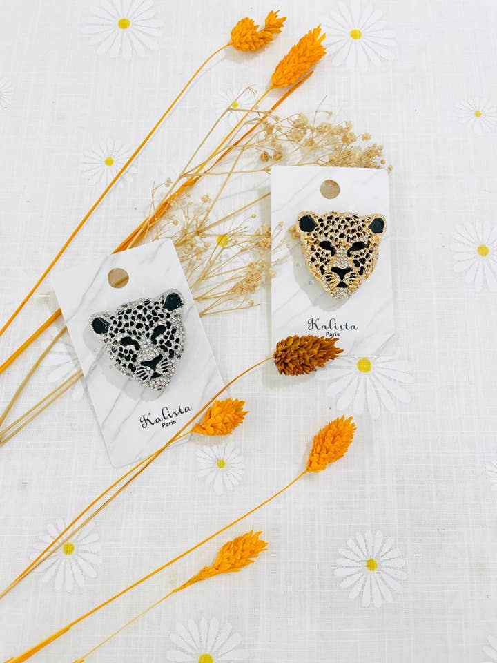 Brosche Leo für den Großhandel von KALISTA