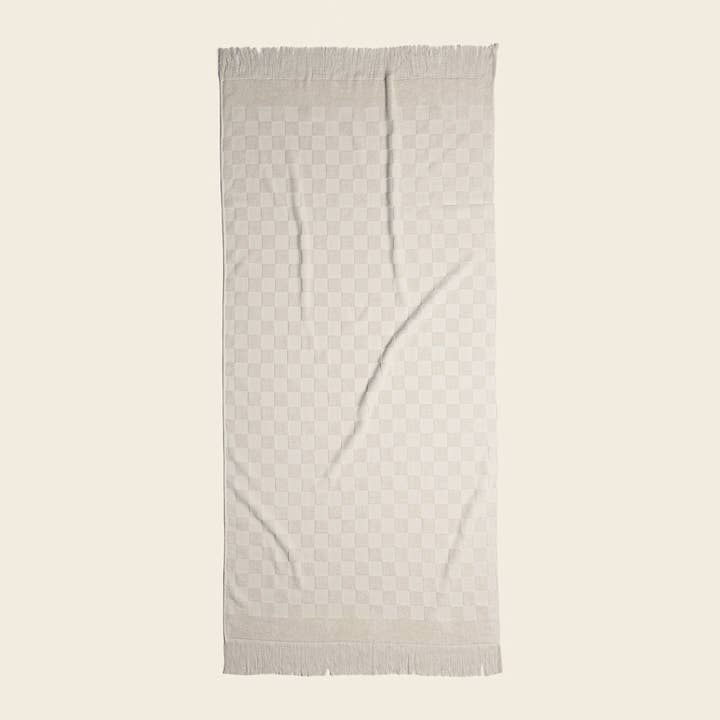 Happy Place Brand - Wholesale Bath Towel - Organic Checkered Bath Towel5