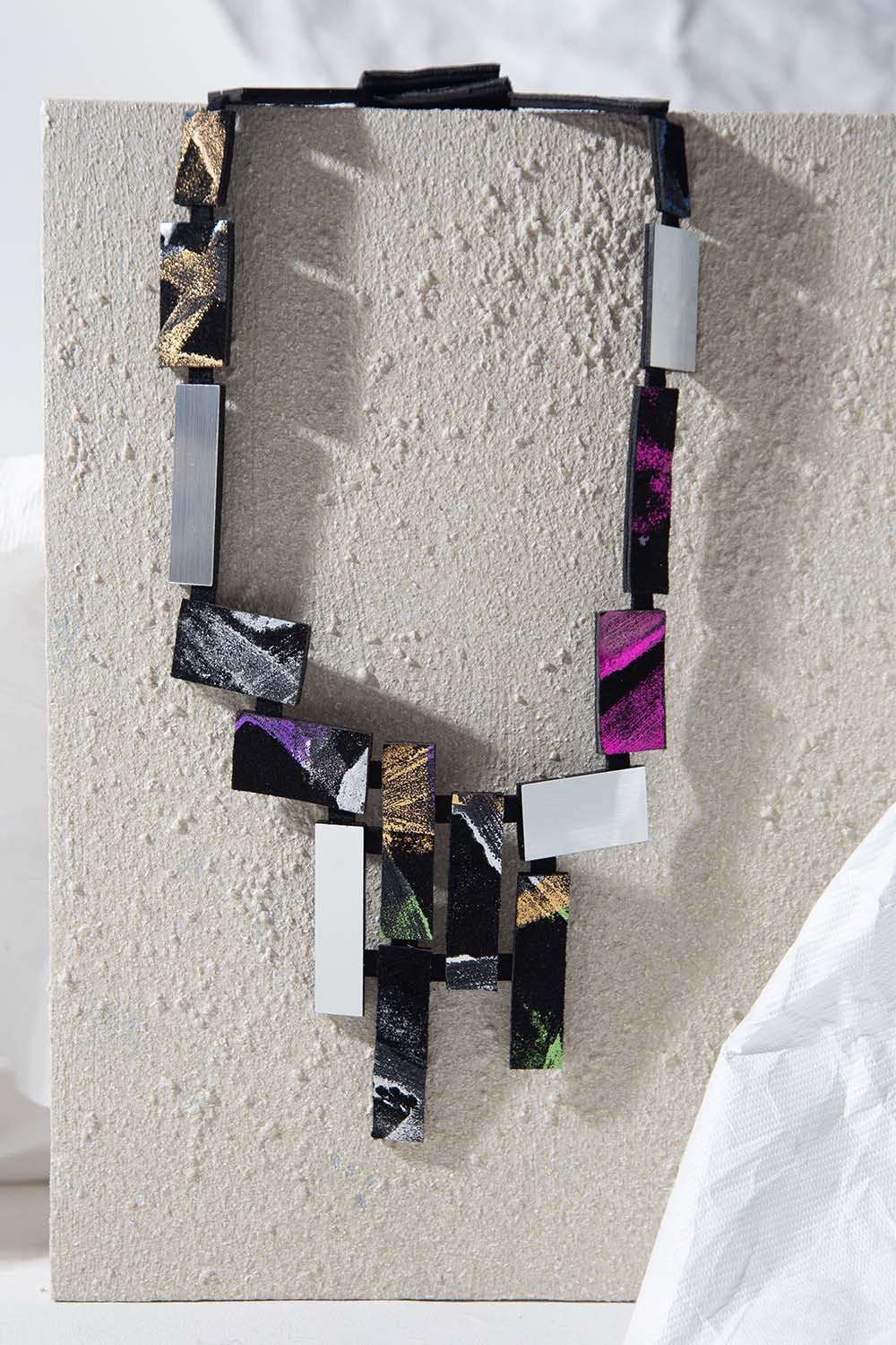 Iskin Sisters - Wholesale Bib Necklace - Klee V Necklace - Silver/Black/Rainbow*1