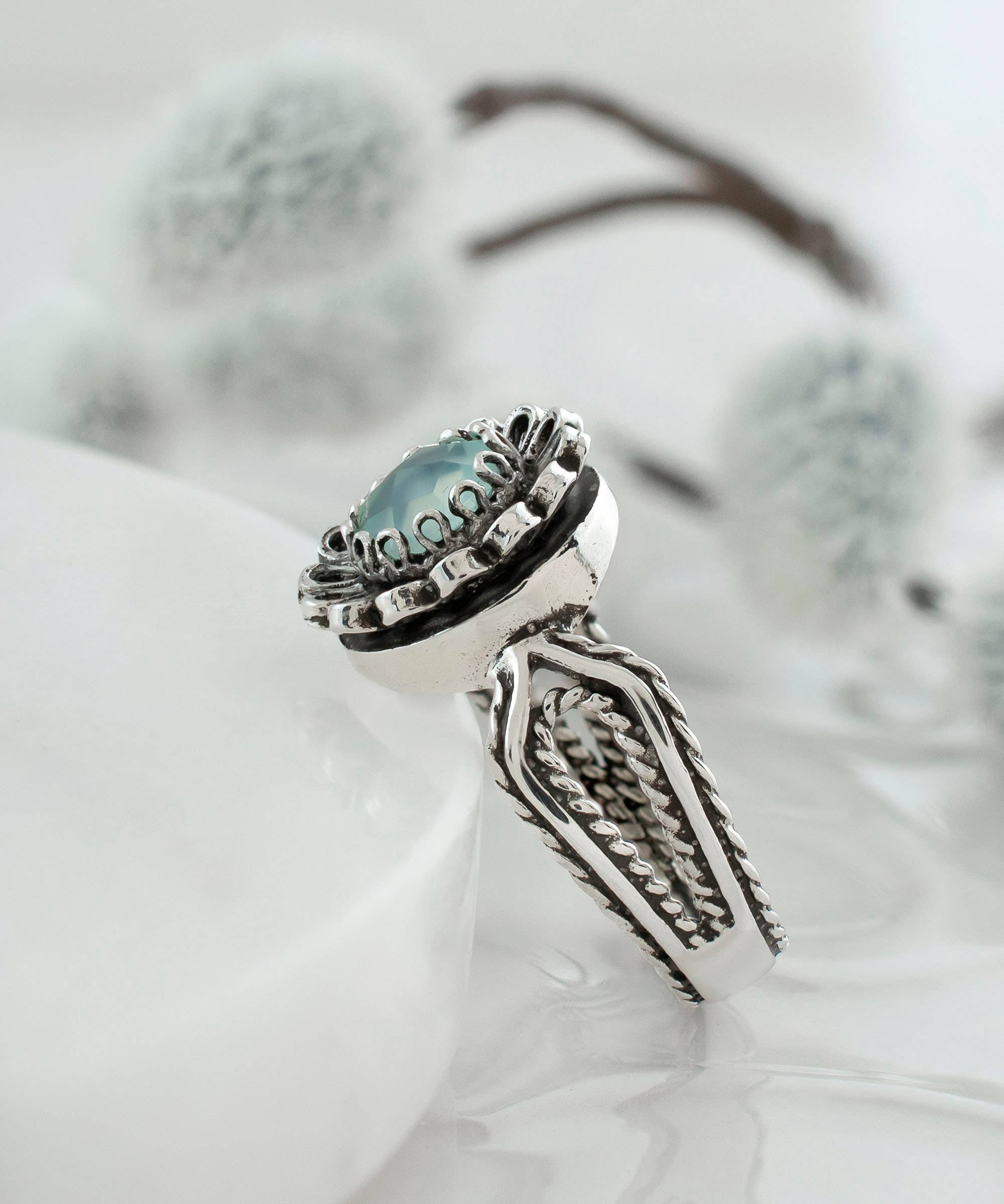 Filigranist Jewelry - Vente Bague de cocktail/de cérémonie - Bague en argent pour femme avec pierre précieuse en calcédoine aqua délicate7