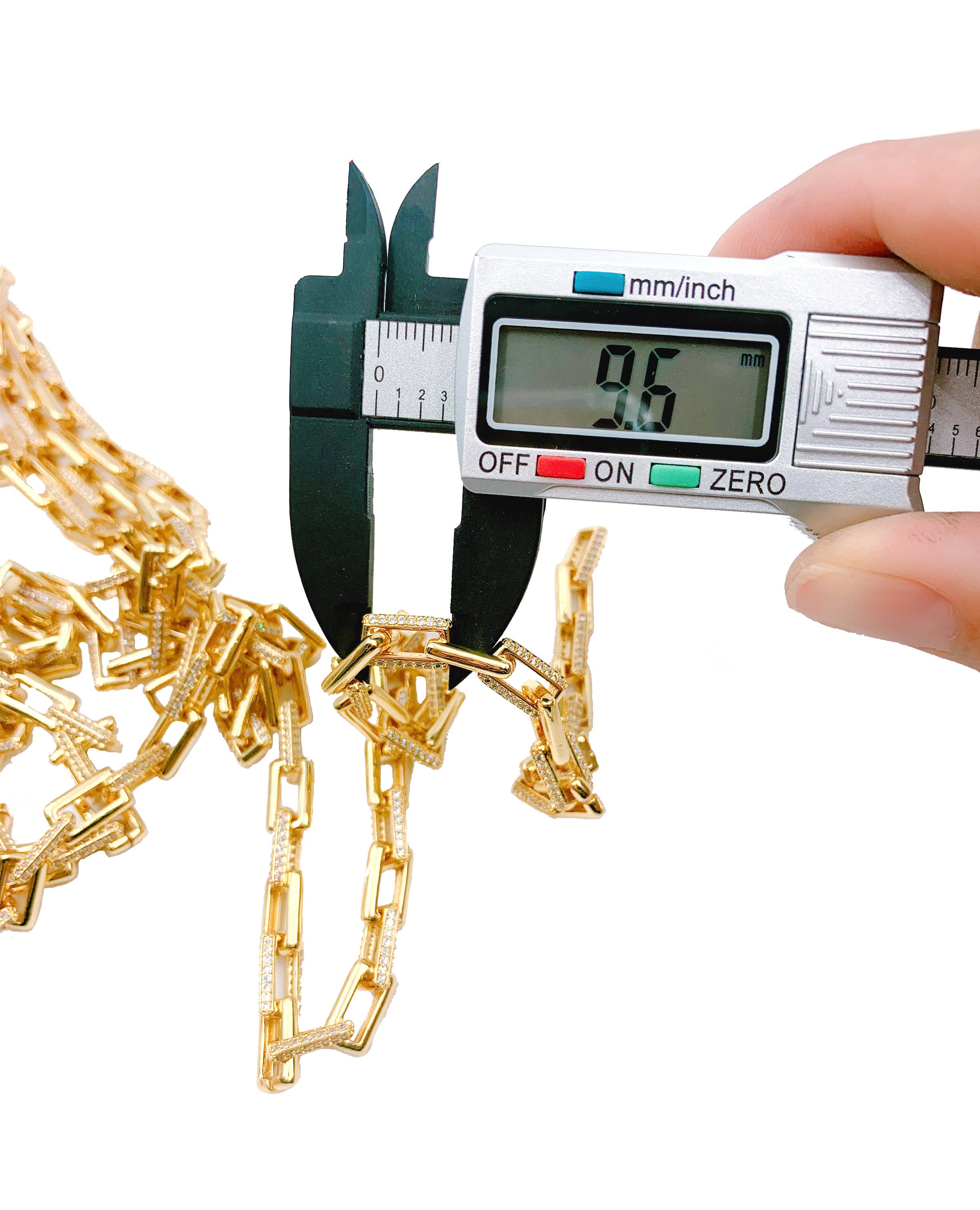 Beads Creation - Venta al por mayor Collares de cadenas y eslabones - Cadena con clip a pie, cadena de circonita cúbica gruesa y alargada, CH0996