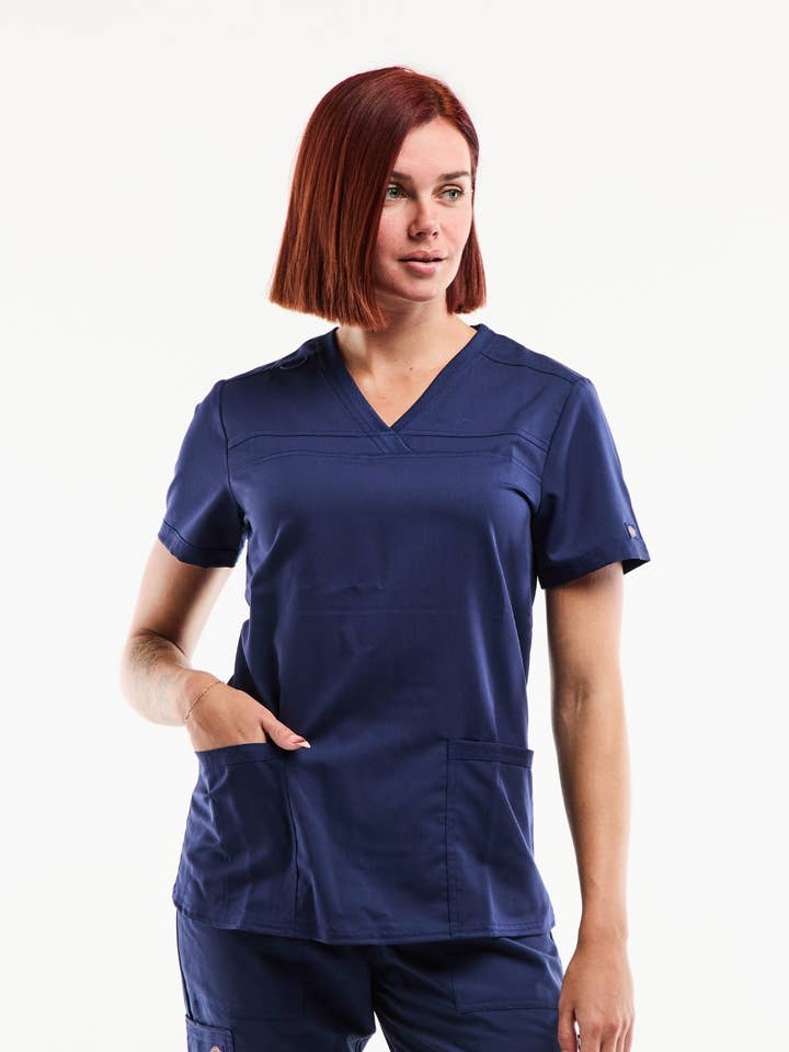 Balance by Dickies® - Tunique médicale - Femme - Bleu marine pour la vente par AELIN