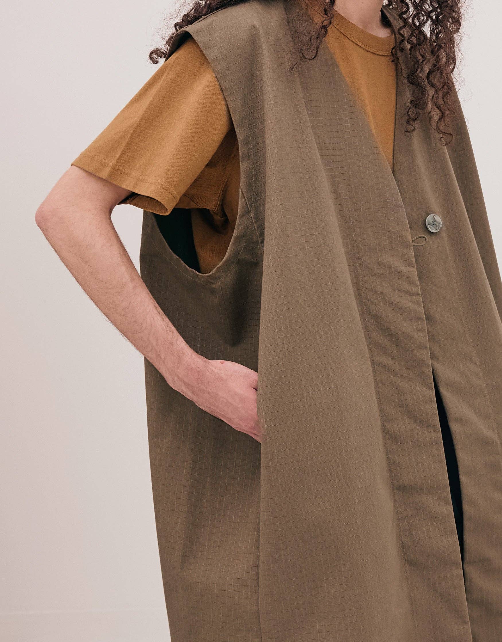 Cèucle - Wholesale Outerwear Vest - Women's - LONG VEST CHAPTER 1 _ OLIVE6