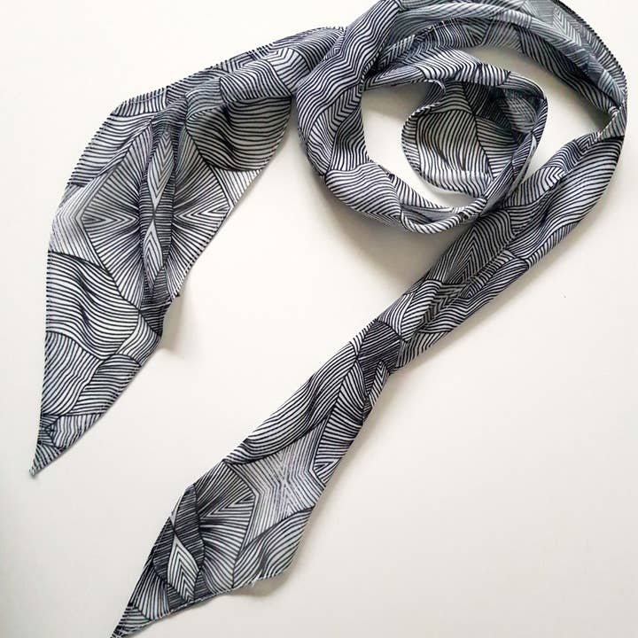 Ilke Usluca Design - Wholesale Scarf - Women's - Illusion Scarf5