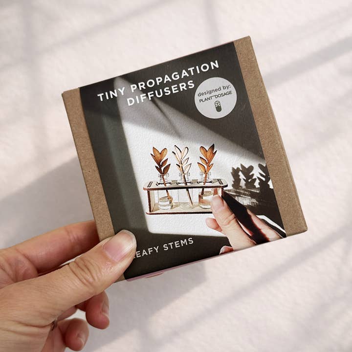 Dainty Little Tiny Things - Wholesale Electronic Diffuser - Tiny Plant Propagation Leaf Diffusers2