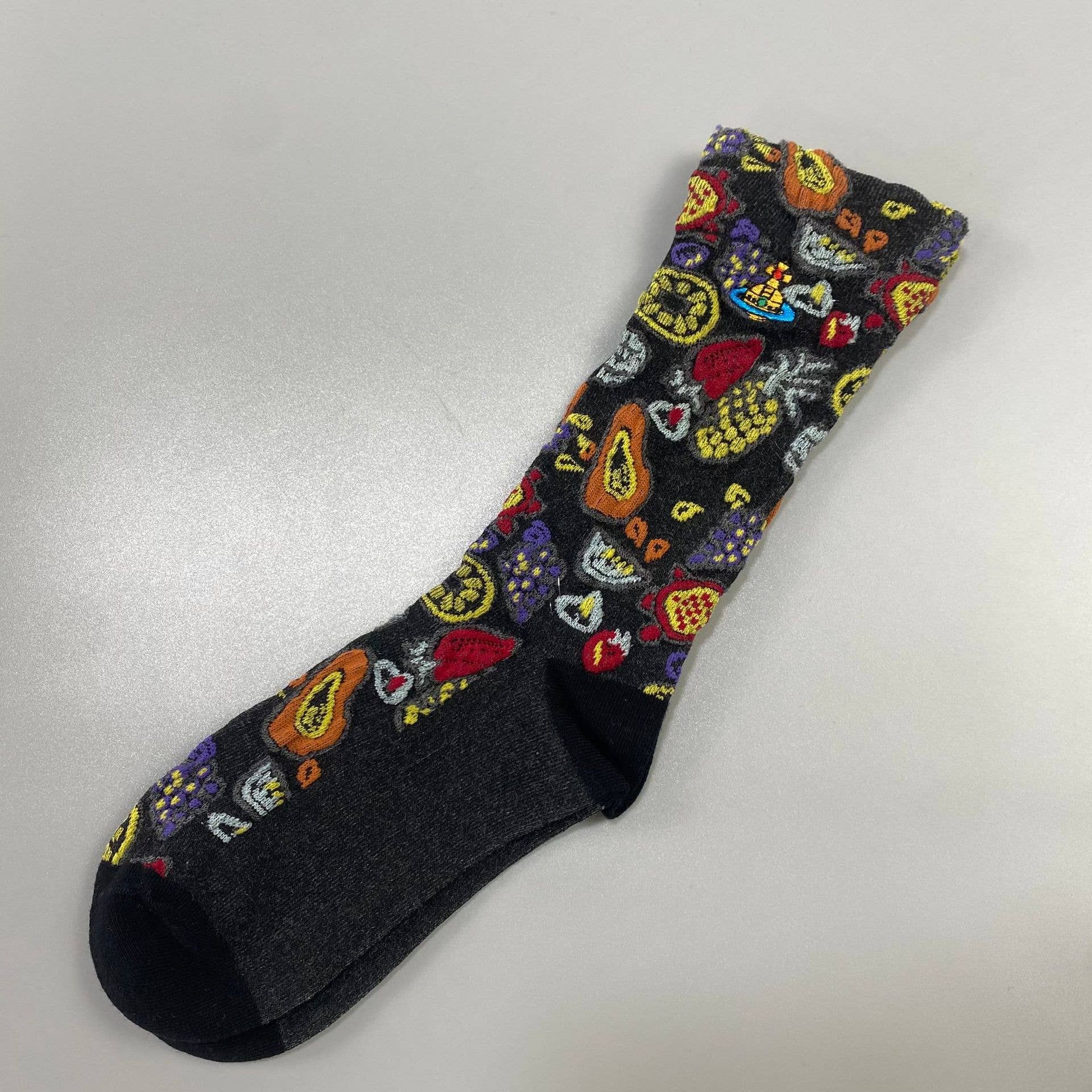 Tourtiwi - Wholesale Socks - Women's - Embroidered small flower vintage socks embossed hollow socks4