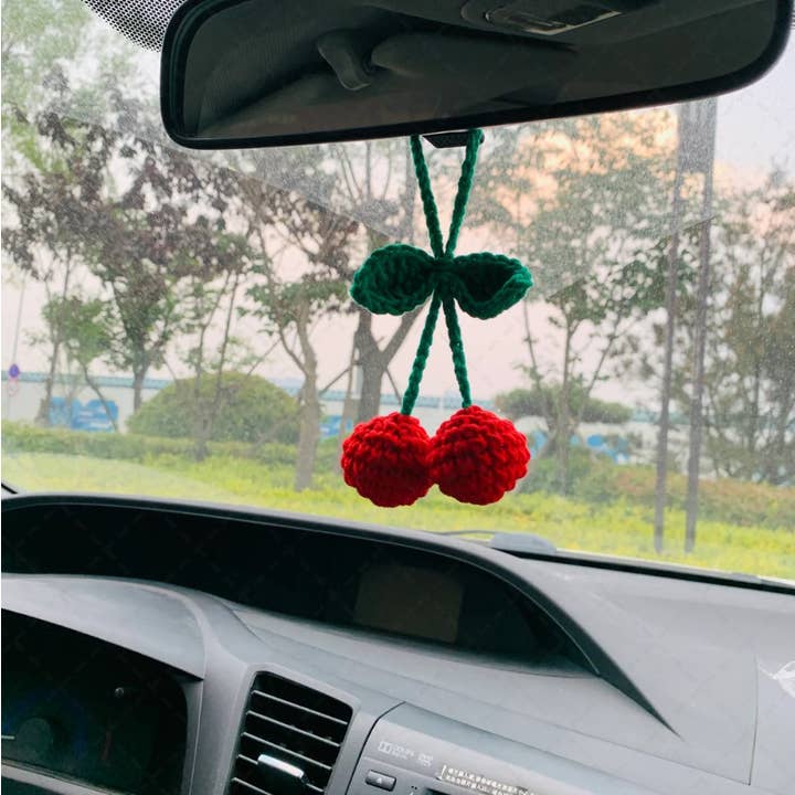 TOMOPOD LLC - Vente Breloque décorative pour voiture – femme - Jolis accessoires de suspension pour miroir de voiture en forme de cerisier au crochet pour femmes