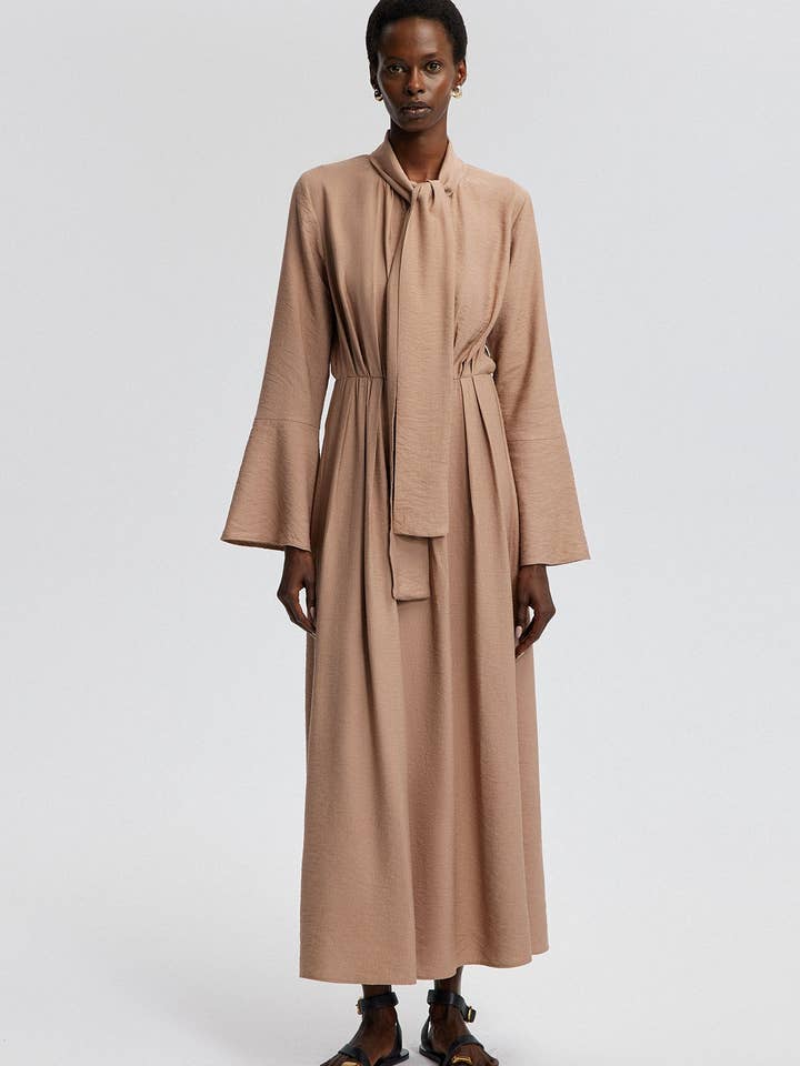 NATURAL TEXTURED PLEATED MAXI DRESS - Viscose Blend for wholesale by Touché Privé