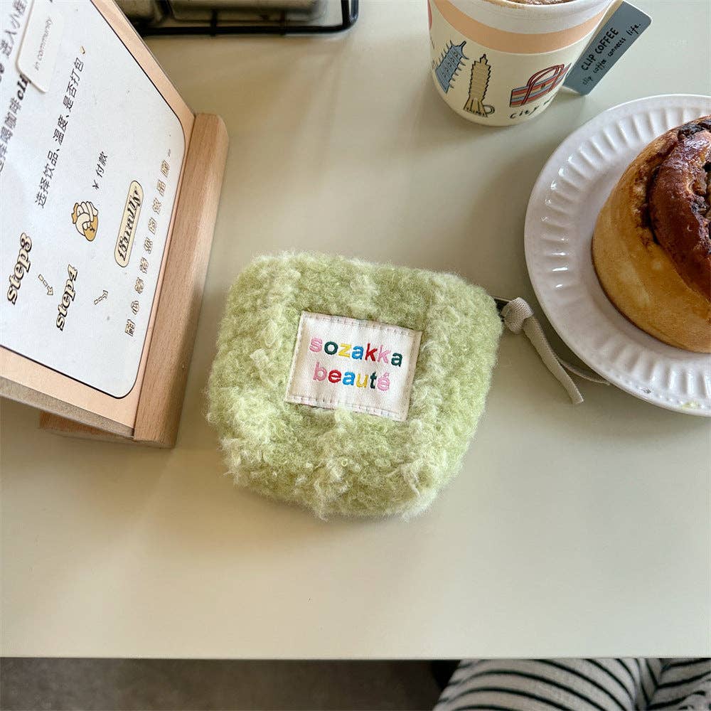 Funkyrel® Atzbranding Limited – wholesale Sminkväska – Cosbai - Mini sminkväska i plysch4