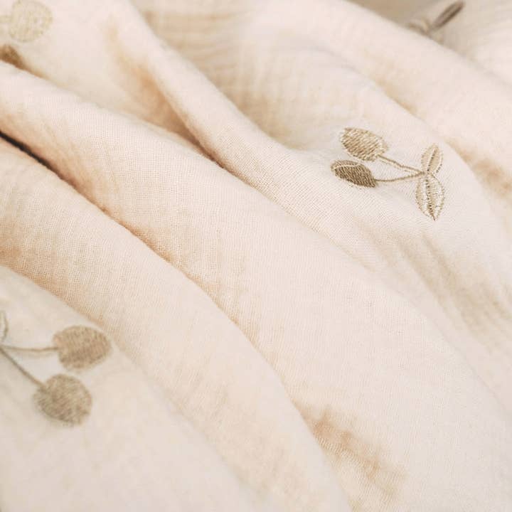 Gentil Coquelicot Paris - Wholesale Bedding Blanket - Kids & Baby - Cherry comforter range4