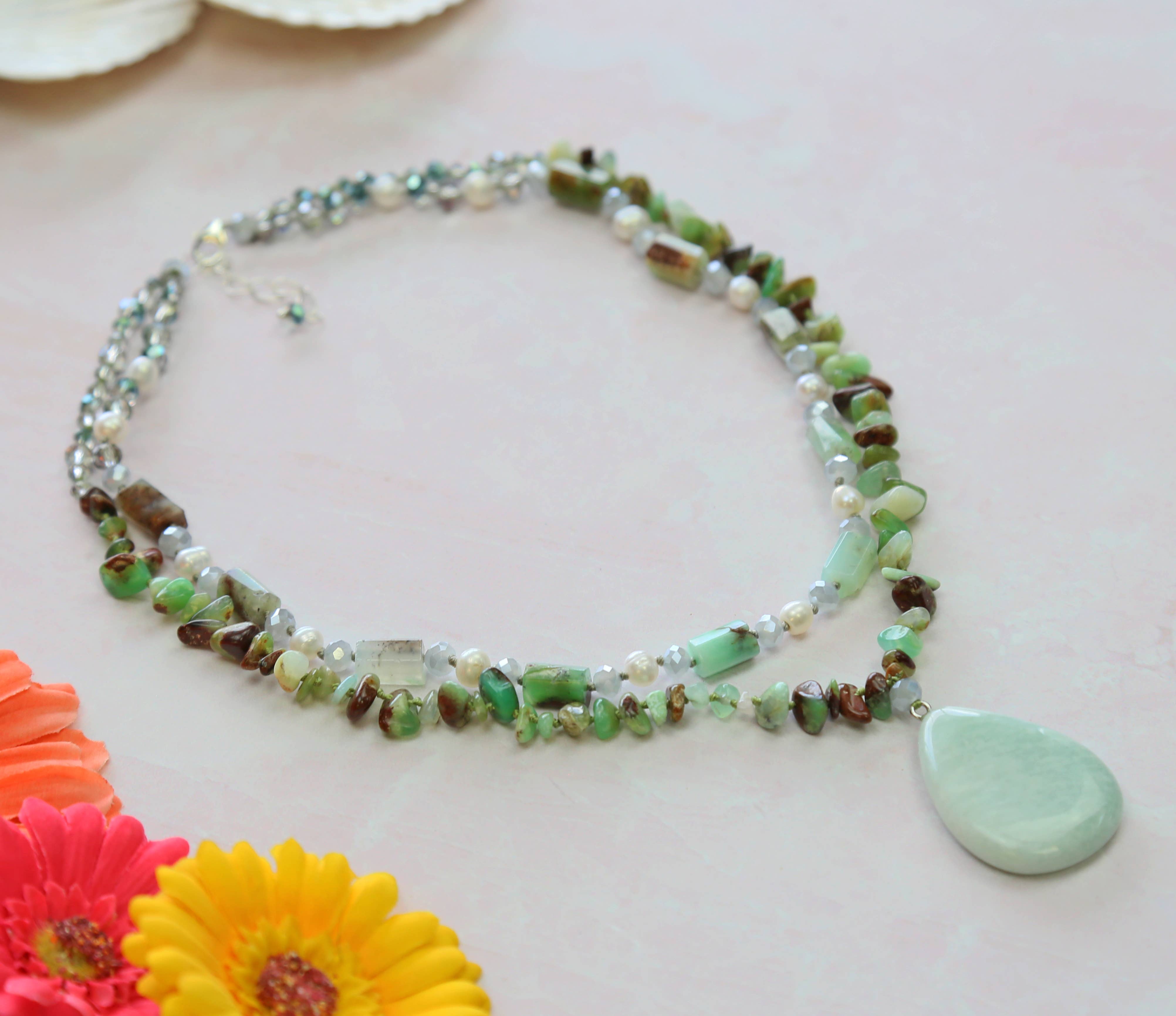 IST Jewelry - Wholesale Beaded/Pearl Necklace - Chrysoprase and Freshwater Pearls Pendant Necklace1