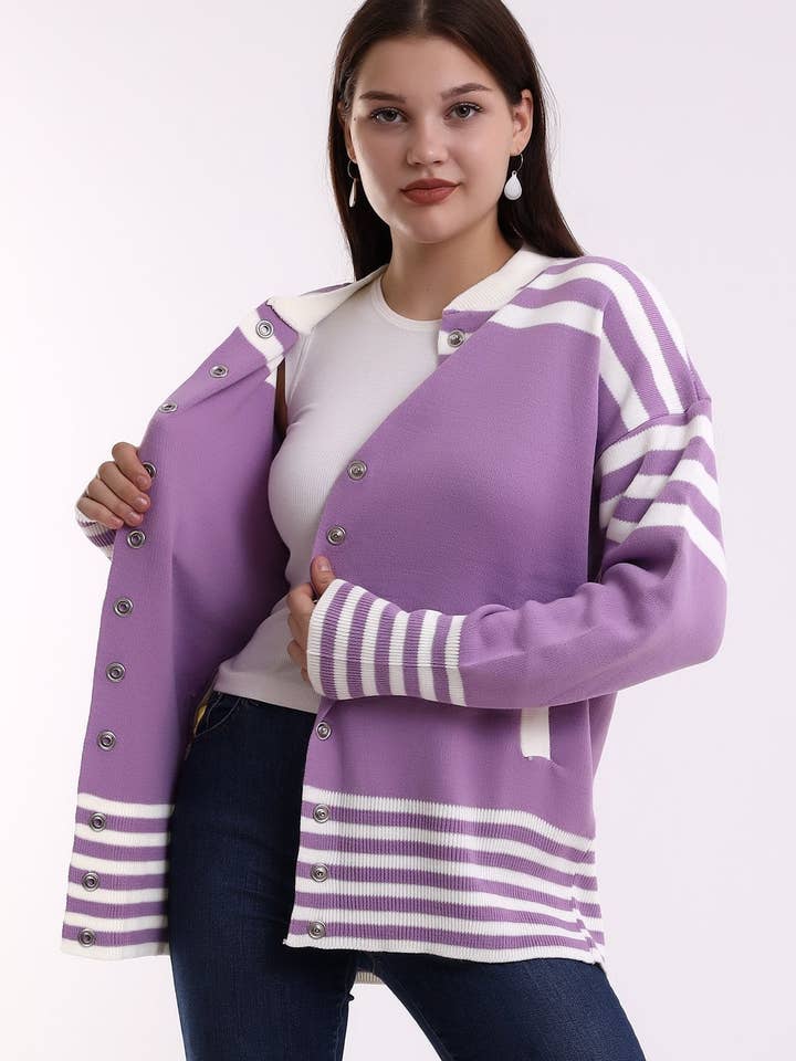 CARDIGAN IN MAGLIA STILE COLLEGE per la vendita all'ingrosso da parte di Cloth Cube