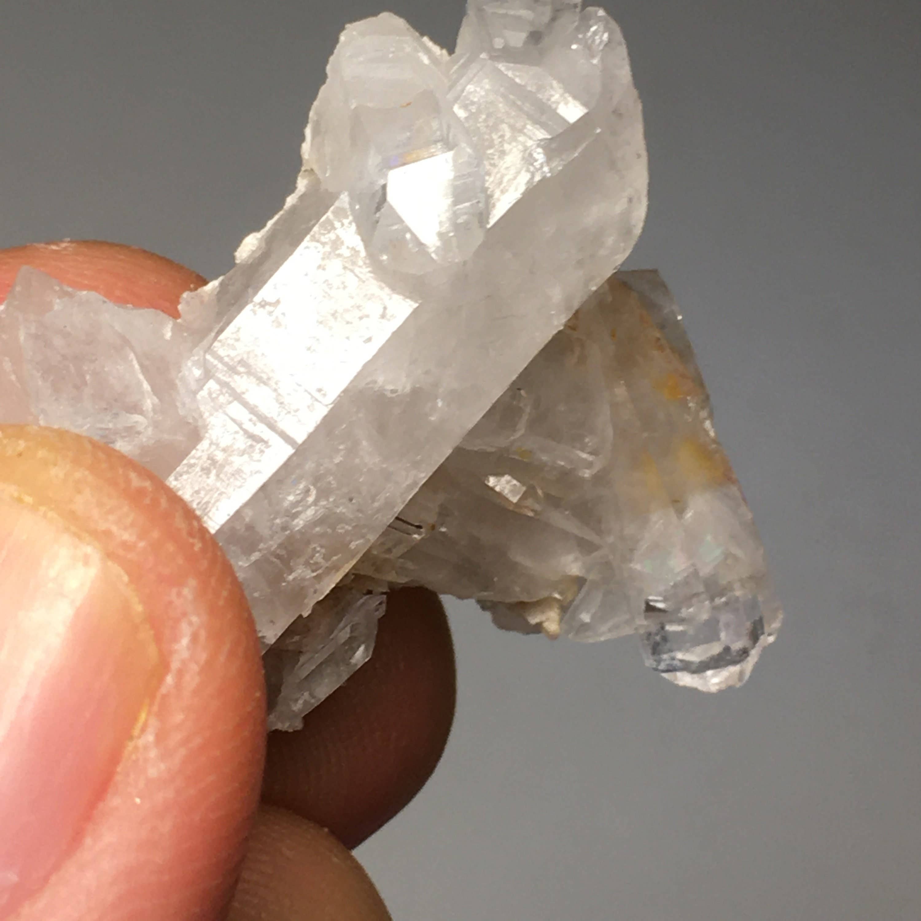 Wildheart Crystals – Pedra/cristal espiritual por atacado – AGLOMERADO DE QUARTZO Grande Ponto Tabular Plano4