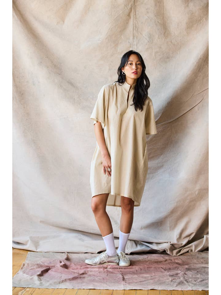 Devlyn van Loon - Wholesale Dress - Women's - Collared Pullover Dress - Oat